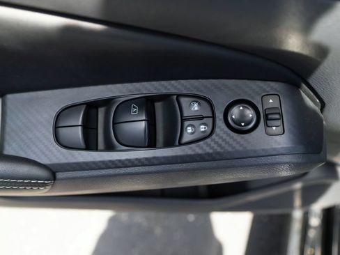 Used 2025 Nissan Altima 2.5 SV FWD image 20