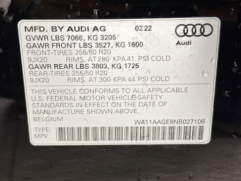 Used 2022 Audi e-tron Premium AWD/4WD image 18