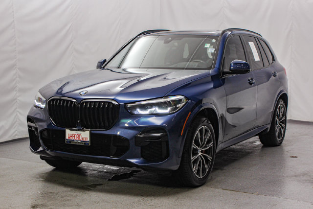 Used 2022 BMW X5 xDrive40i w/ M Sport Package AWD/4WD image 4