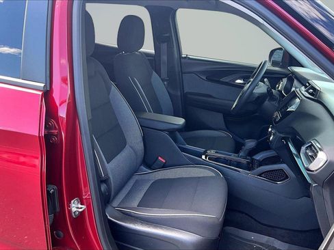 Used 2021 Chevrolet TrailBlazer LT w/ Convenience Package AWD/4WD image 8