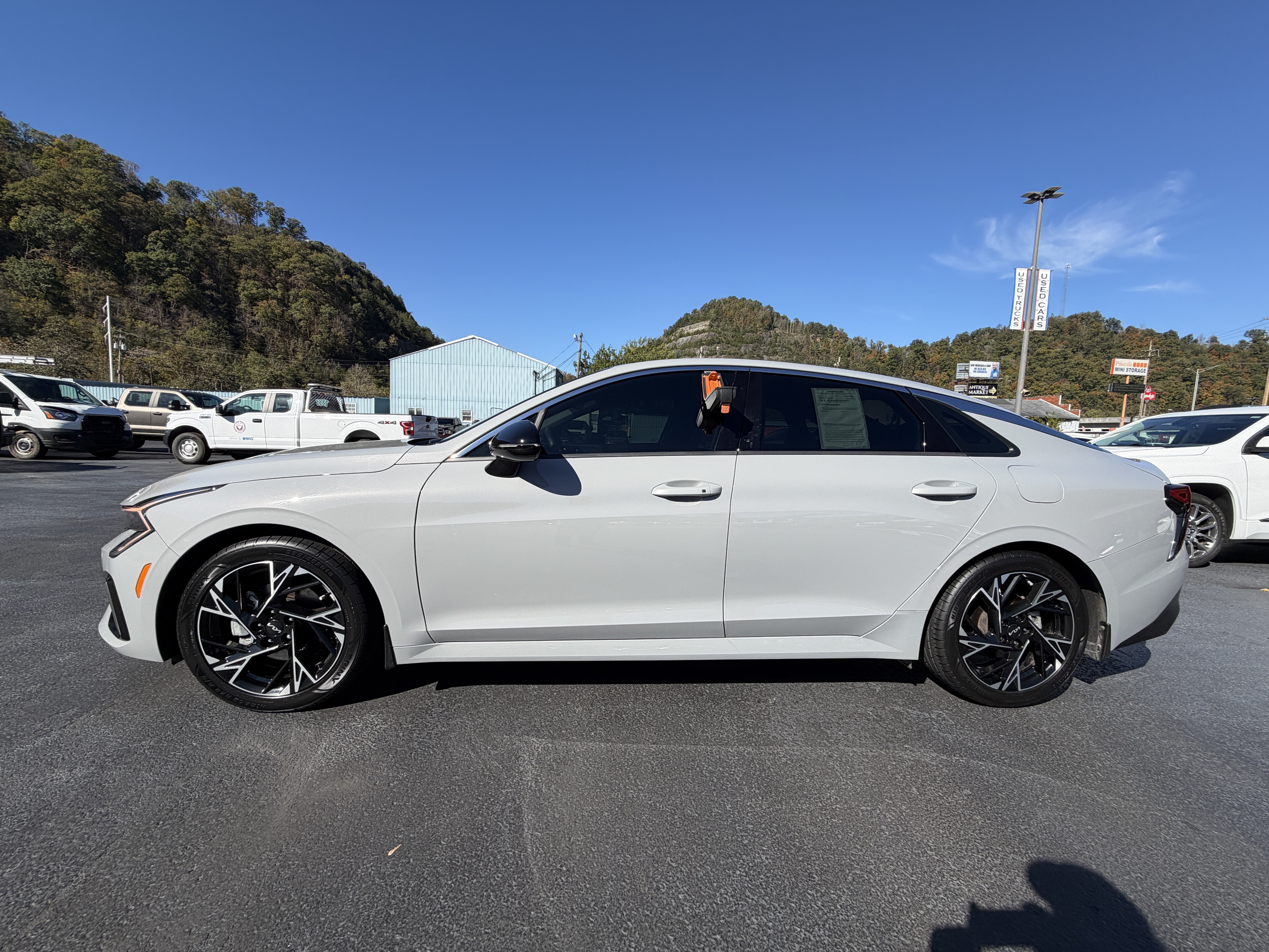 Used 2025 Kia K5 GT-Line w/ GT-Line Premium Package AWD/4WD image 4