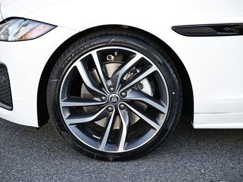 New 2024 Jaguar XF R-Dynamic SE image 5