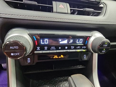 Used 2023 Toyota RAV4 XLE w/ Convenience Package FWD image 18
