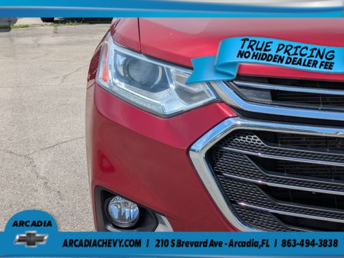 Used 2021 Chevrolet Traverse LT FWD image 10