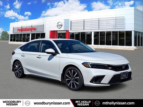 Used 2023 Honda Civic EX-L image 1