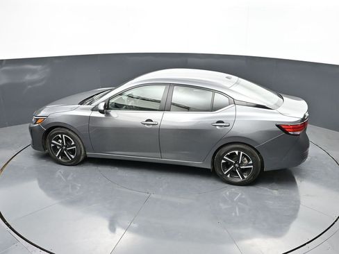 Used 2025 Nissan Sentra SV FWD image 33