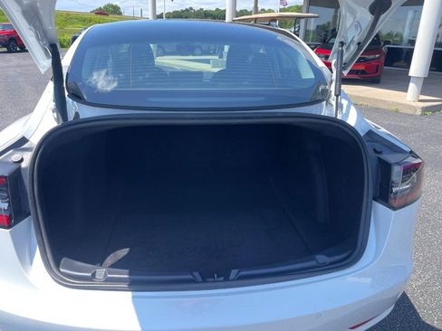Used 2022 Tesla Model 3 Long Range AWD/4WD image 13