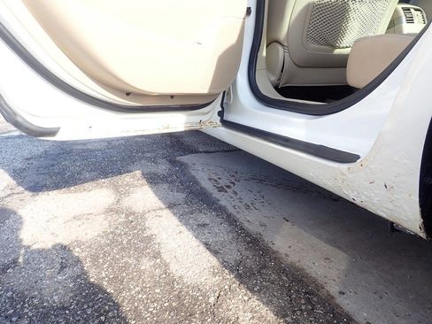 Used 2012 Buick LaCrosse Premium image 15