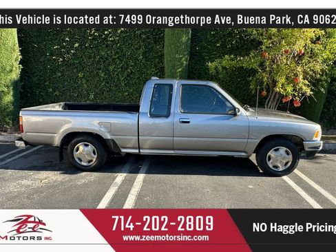 Used 1995 Toyota Pickup DX RWD image 5