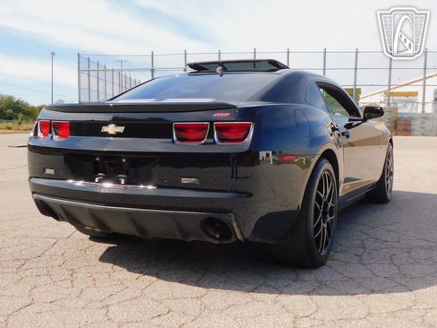 Used 2011 Chevrolet Camaro SS w/ RS Package image 23