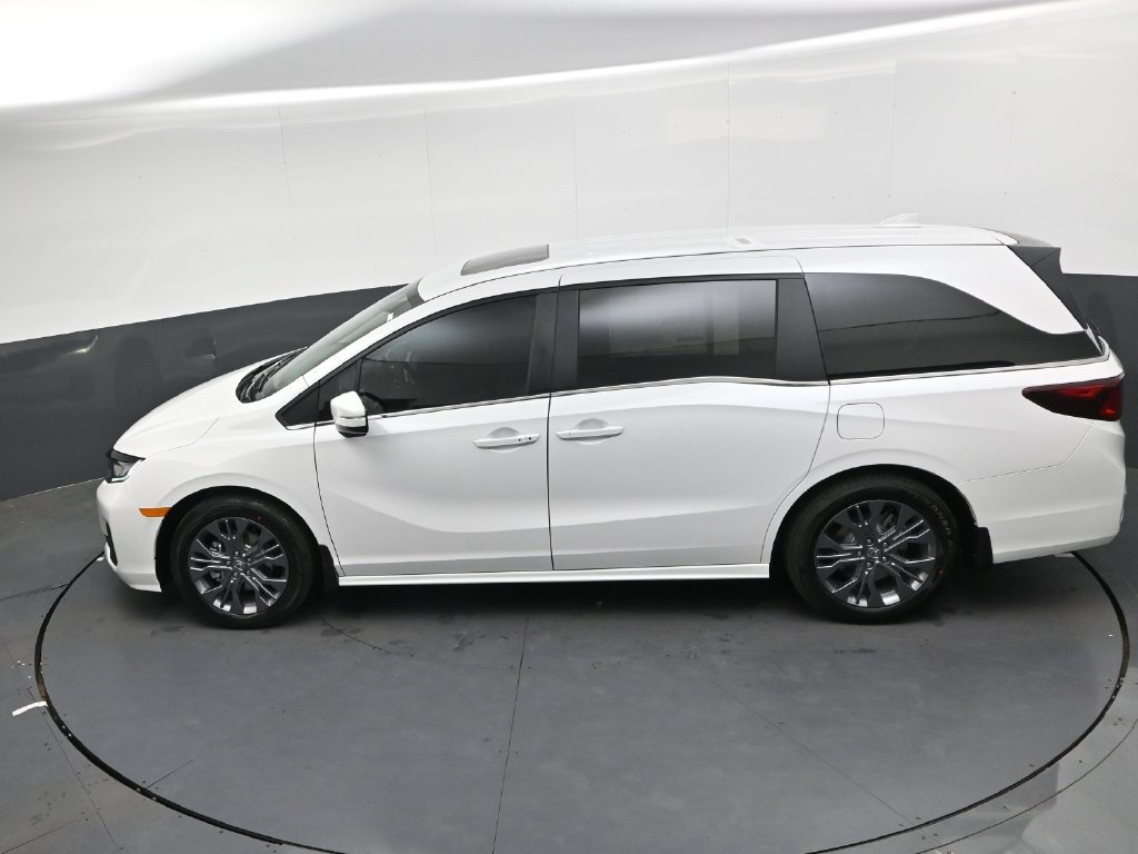New 2027 Honda Odyssey Touring image 20