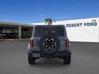 New 2025 Ford Bronco Outer Banks