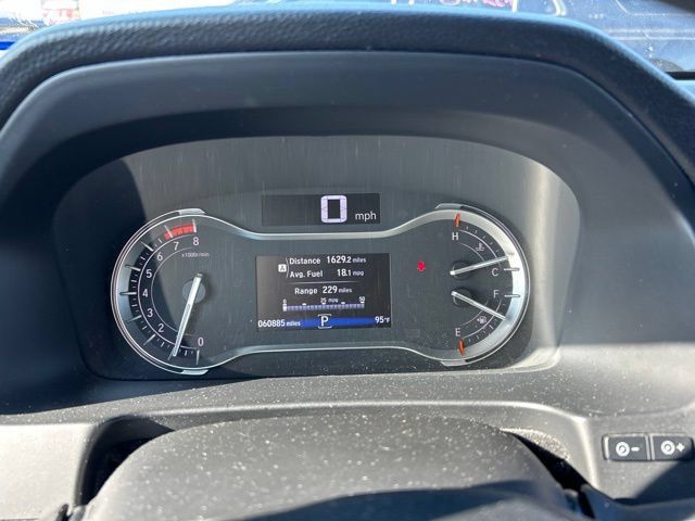 Used 2017 Honda Pilot EX image 12