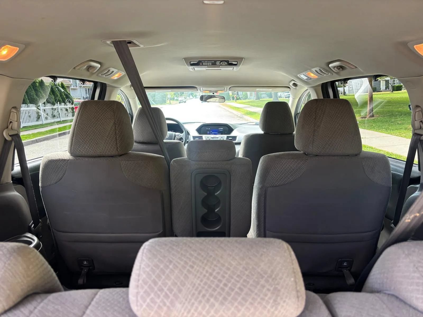 Used 2016 Honda Odyssey SE image 6
