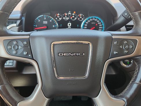 Used 2019 GMC Yukon Denali w/ Open Road Package AWD/4WD image 19