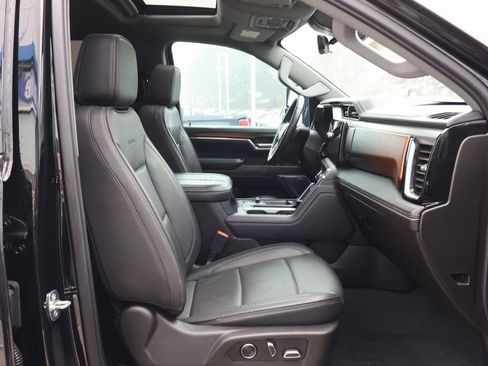 Certified 2024 GMC Sierra 3500 Denali w/ Denali Reserve Package AWD/4WD image 46