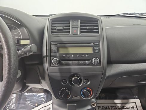 Used 2018 Nissan Versa S Plus image 19