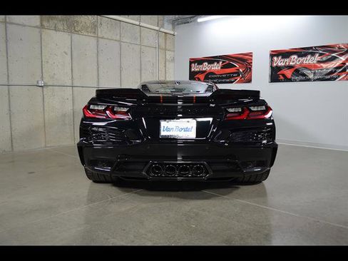 Used 2026 Chevrolet Corvette Z06 w/ Stealth Interior Trim Package RWD image 7