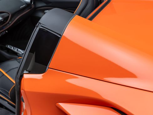 Certified 2022 Ferrari F8 Tributo image 34