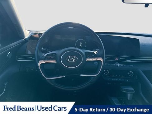Used 2023 Hyundai Elantra SEL w/ Convenience Package image 23
