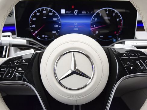 Certified 2026 Mercedes-Benz S 580 4MATIC Sedan image 24