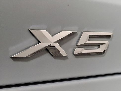 Certified 2024 BMW X5 xDrive40i w/ Executive Package image 31