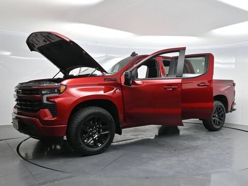Used 2024 Chevrolet Silverado 1500 RST AWD/4WD image 45