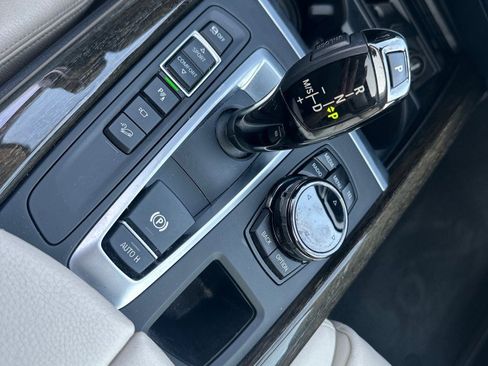 Used 2015 BMW X5 xDrive50i image 30