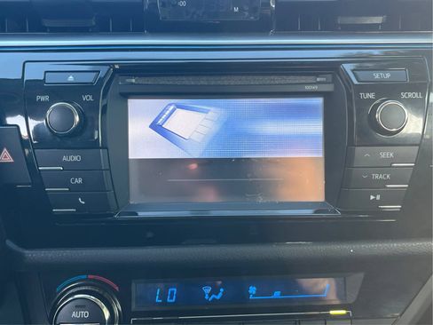 Used 2014 Toyota Corolla S FWD image 12