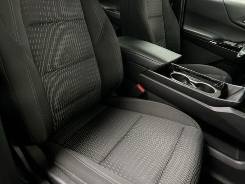 Certified 2025 Chevrolet Equinox LT image 28