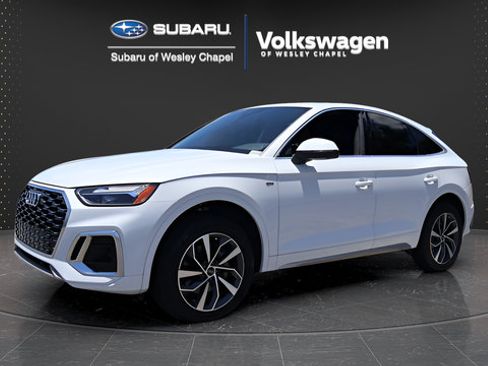 Used 2023 Audi Q5 2.0T Premium Plus w/ Premium Plus Package AWD/4WD image 4