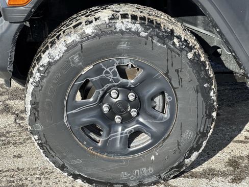Used 2021 Jeep Wrangler Unlimited Sport AWD/4WD image 10