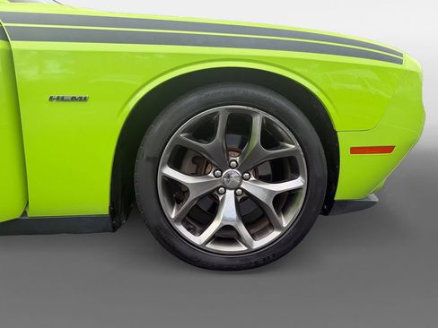Used 2015 Dodge Challenger R/T w/ Quick Order Package 22B R/T RWD image 16