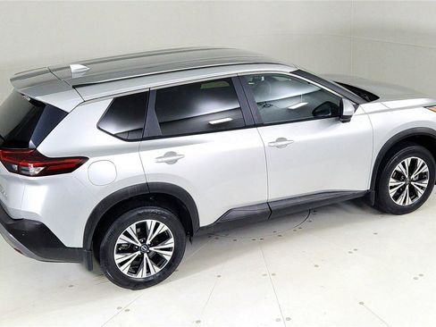Certified 2023 Nissan Rogue SV image 15