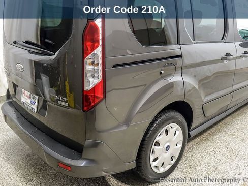 Used 2016 Ford Transit Connect XLT image 7