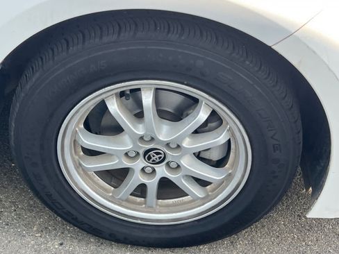 Used 2022 Toyota Corolla LE FWD image 15