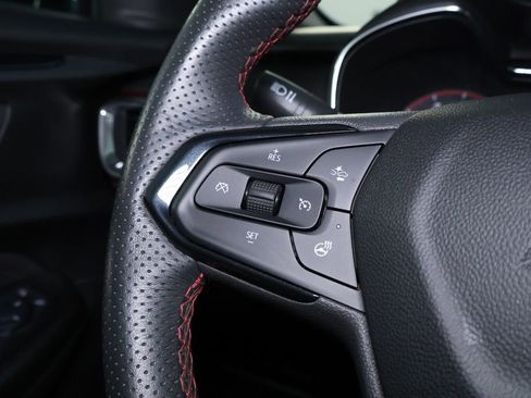 Used 2023 Chevrolet TrailBlazer RS image 21