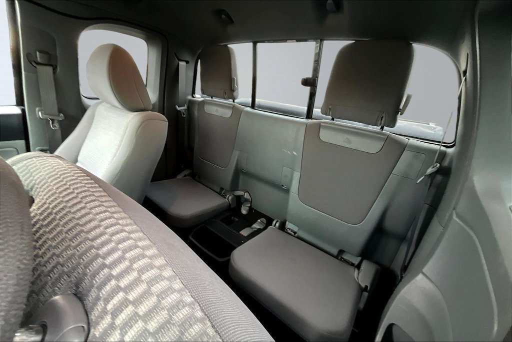 Used 2012 Toyota Tacoma 2WD Access Cab w/ SR5 Pkg image 23