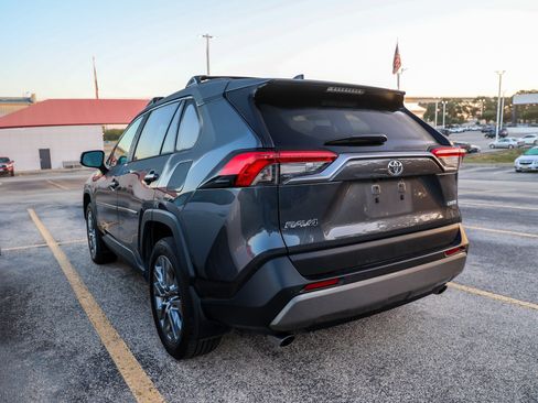 Certified 2025 Toyota RAV4 Limited FWD image 10