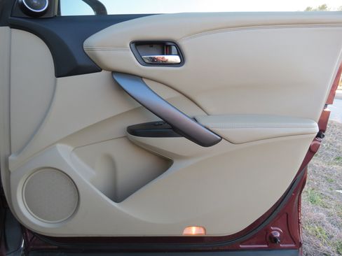 Used 2015 Acura RDX AWD image 31