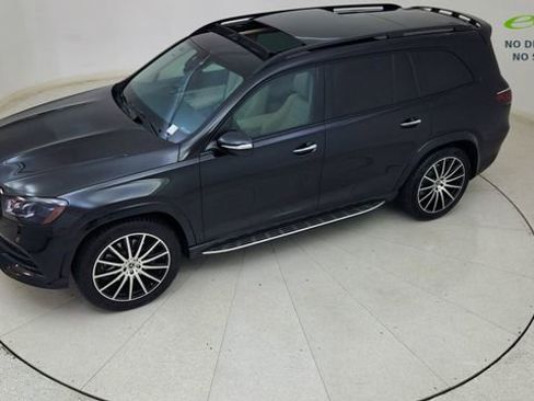 Used 2022 Mercedes-Benz GLS 450 4MATIC image 85