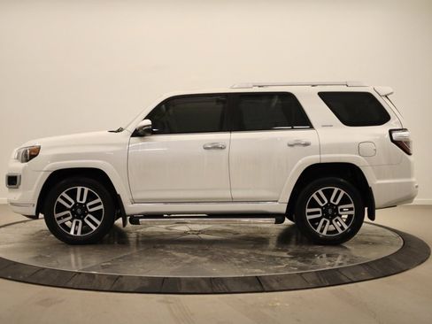 Used 2022 Toyota 4Runner Limited image 6