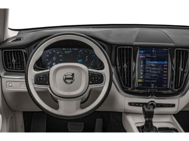 Used 2019 Volvo XC60 T6 Momentum w/ Premium Package AWD/4WD image 7