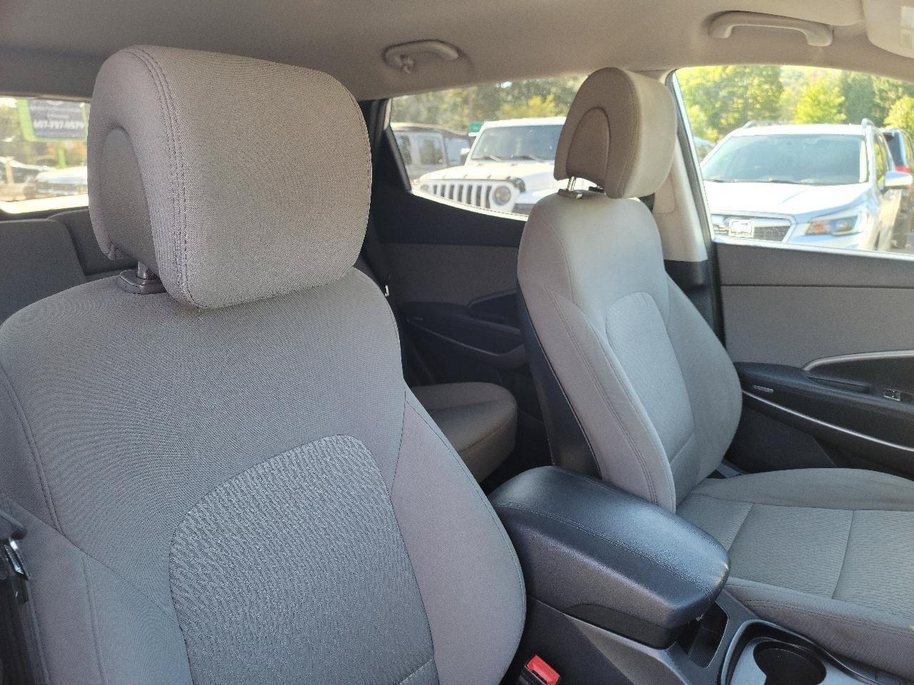 Used 2015 Hyundai Santa Fe Sport AWD/4WD image 24