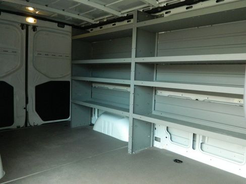 Used 2022 Mercedes-Benz Sprinter 1500 image 13