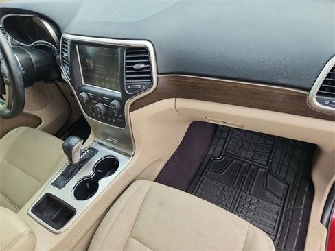 Used 2016 Jeep Grand Cherokee Laredo w/ Quick Order Package 23E image 27