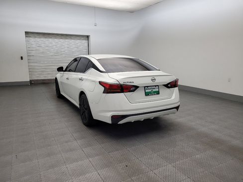 Used 2023 Nissan Altima 2.5 S FWD image 5