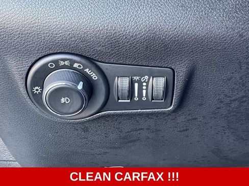 Used 2024 Jeep Compass Latitude AWD/4WD image 23