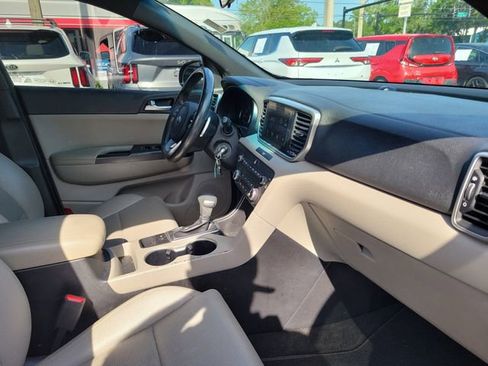 Used 2021 Kia Sportage S FWD image 32