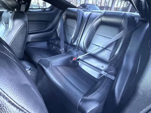 Used 2020 Ford Mustang GT Premium w/ GT Performance Package image 5